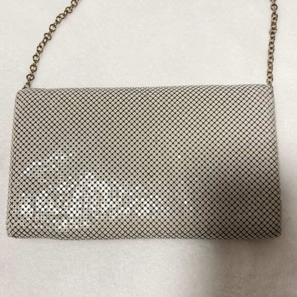Vintage WHITING & DAVIS Champagne Gold Metallic Mesh Sequin Envelope Clutch - Picture 2 of 10